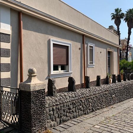 Villa Con Piscina Mascalucia Eksteriør billede