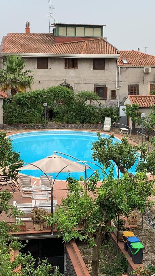 Villa Con Piscina Mascalucia Eksteriør billede